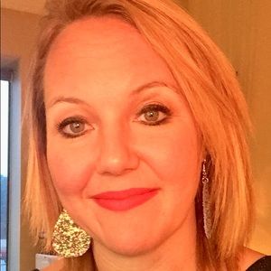 Meet your Posher, Nichole